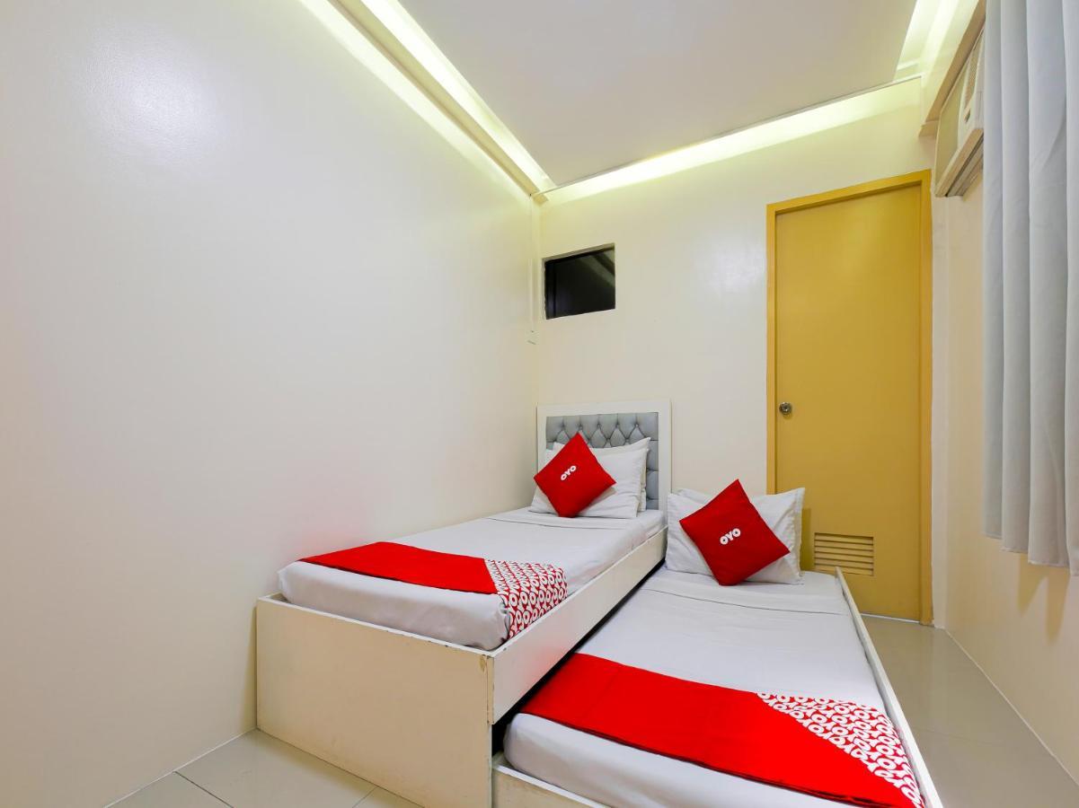 Oyo 783 Freemont Place Paranaque City Kültér fotó