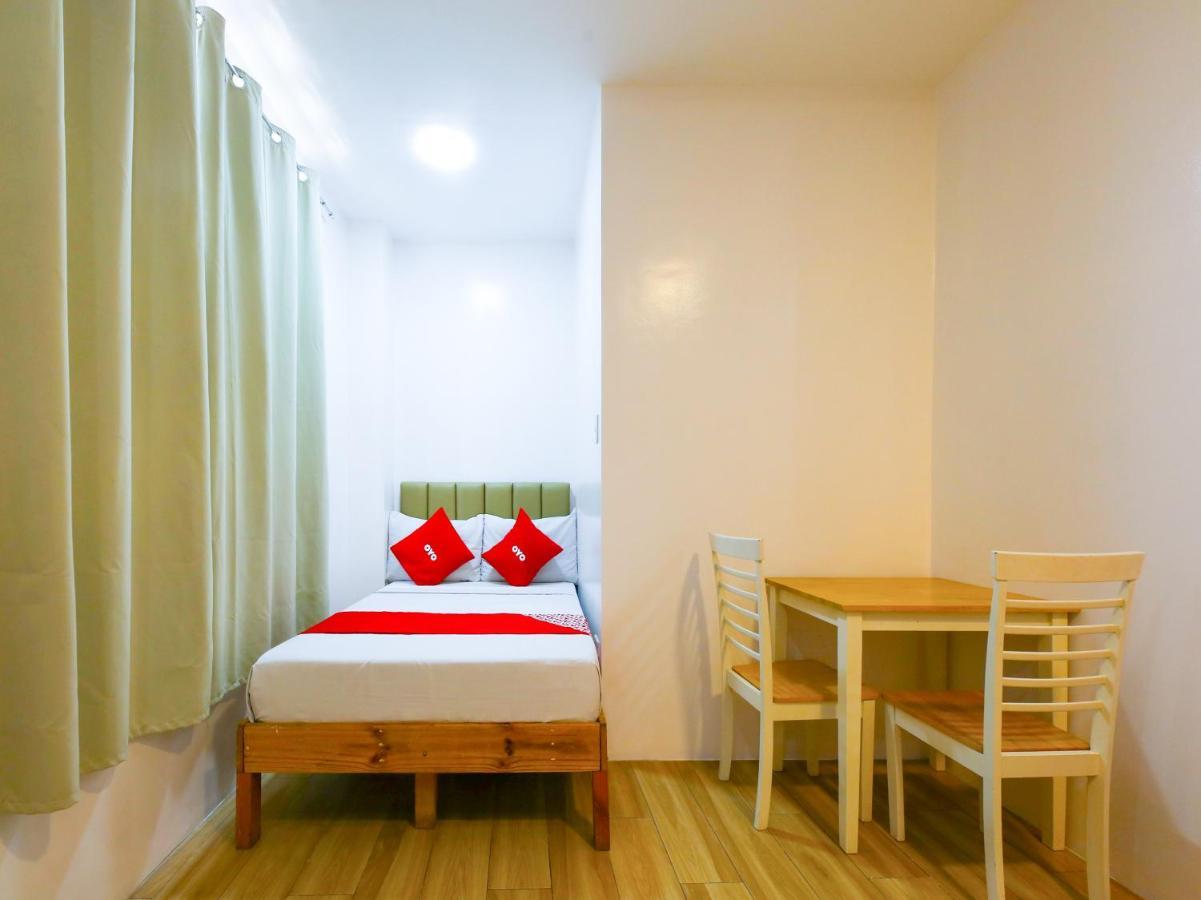 Oyo 783 Freemont Place Paranaque City Kültér fotó