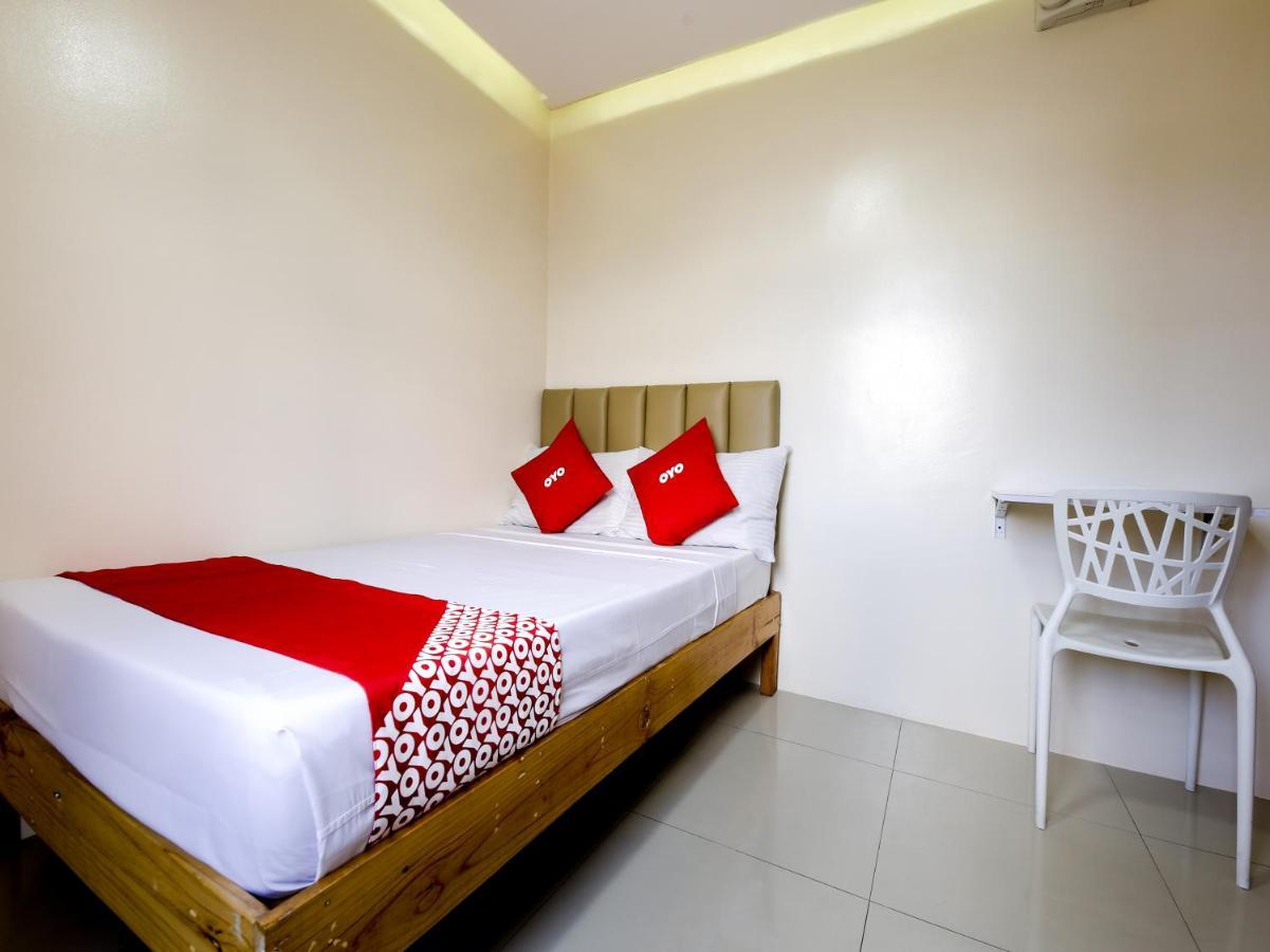 Oyo 783 Freemont Place Paranaque City Kültér fotó